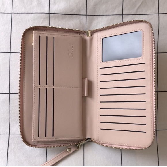 3/$25 WRISTLET/WALLET Light Pink *AS IS* - Picture 3 of 6